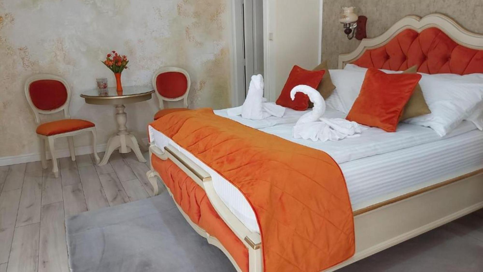 Cochet House Sibiu Aparthotel Buitenkant foto